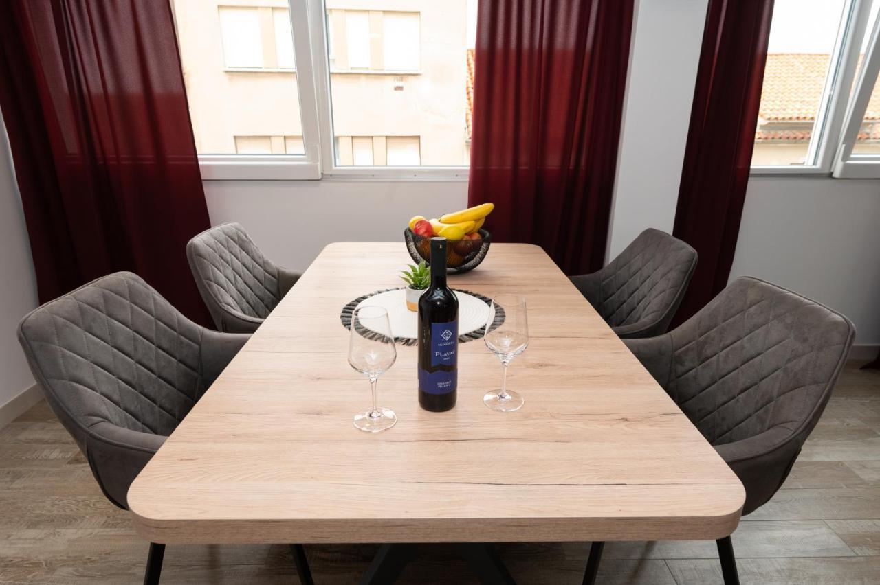 Apartment Tula Šibenik Екстериор снимка