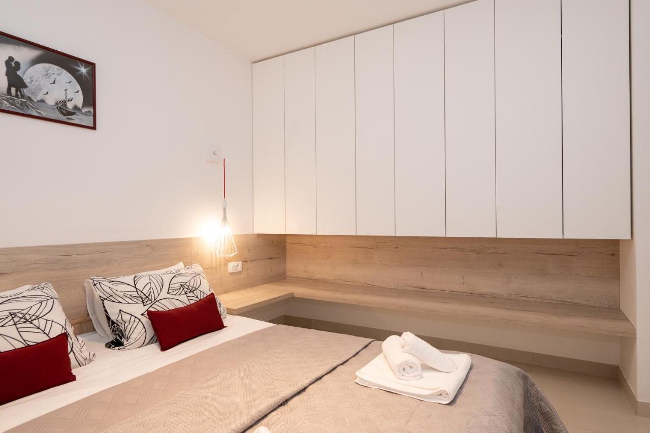 Apartment Tula Šibenik Екстериор снимка