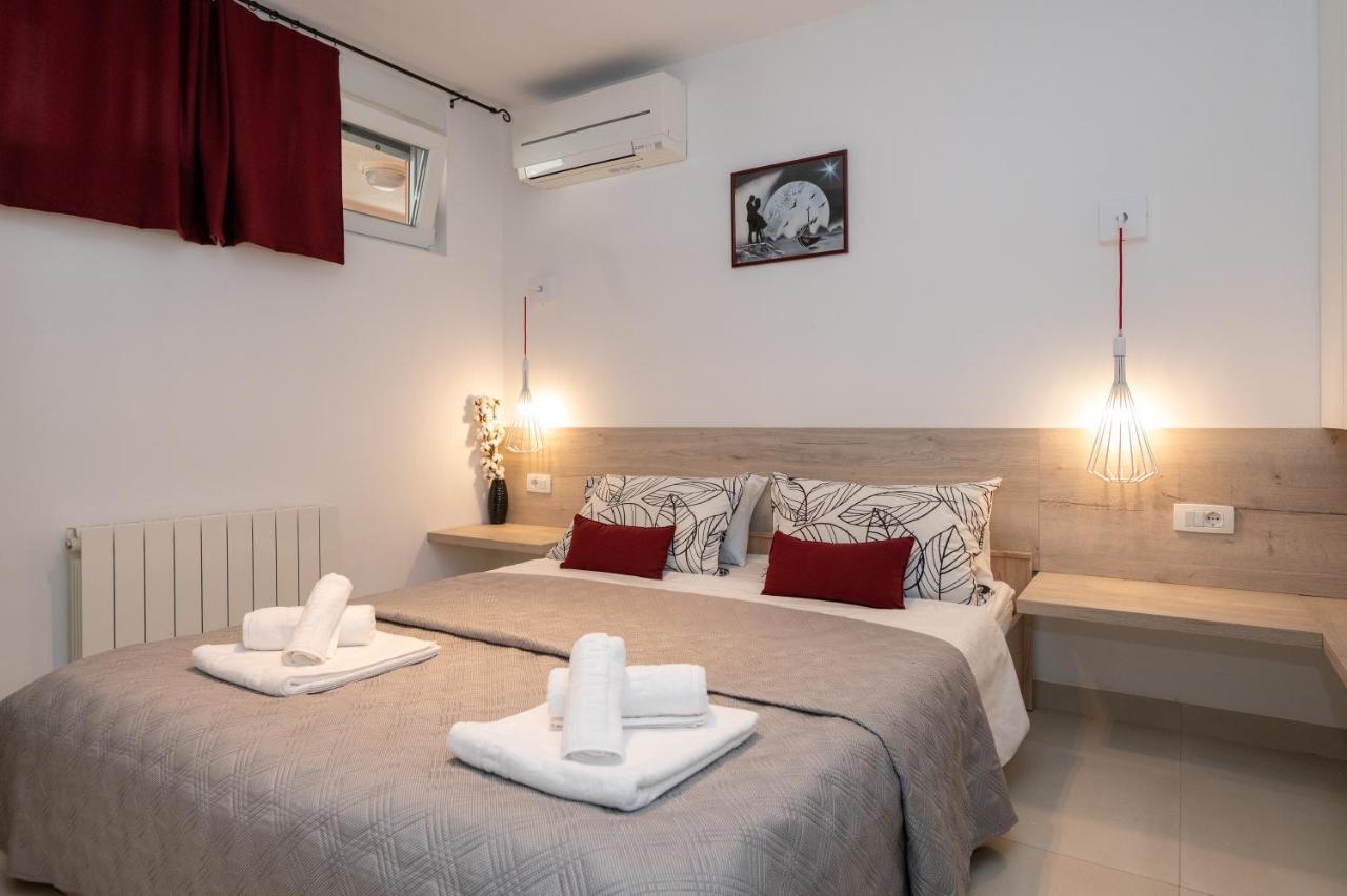 Apartment Tula Šibenik Екстериор снимка